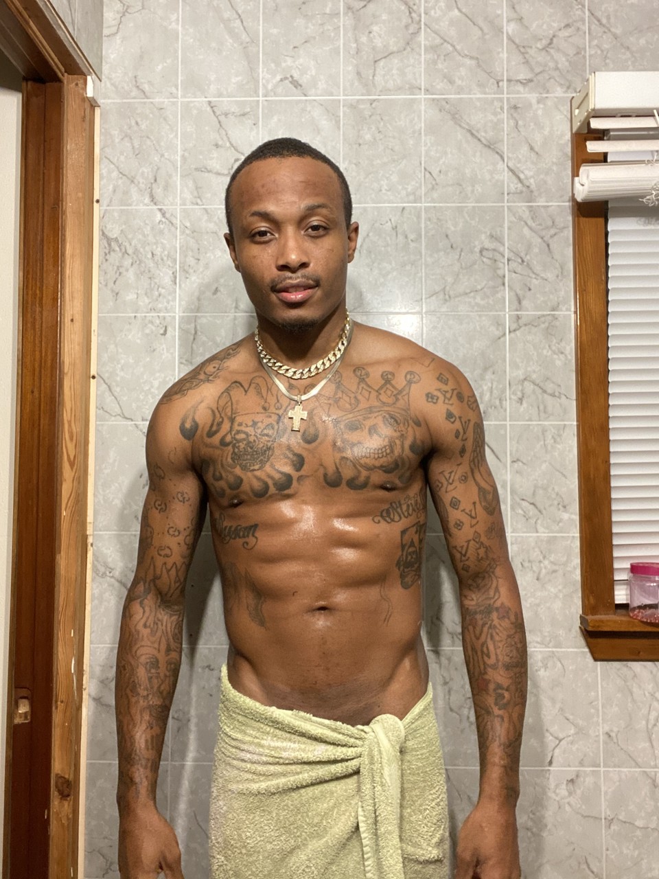 Prettyboi-Floydd at onlyfans