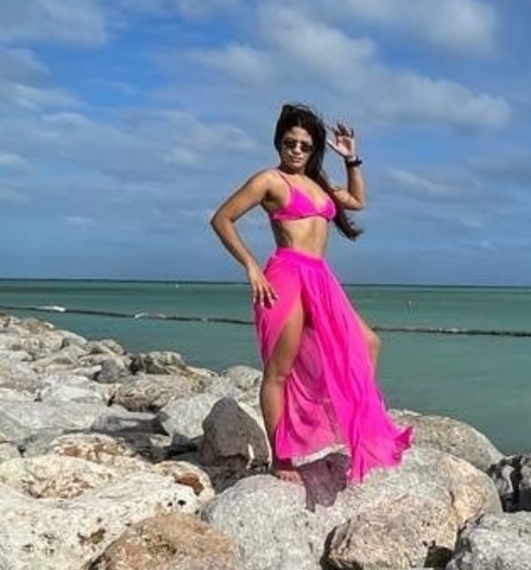 Lesly at onlyfans