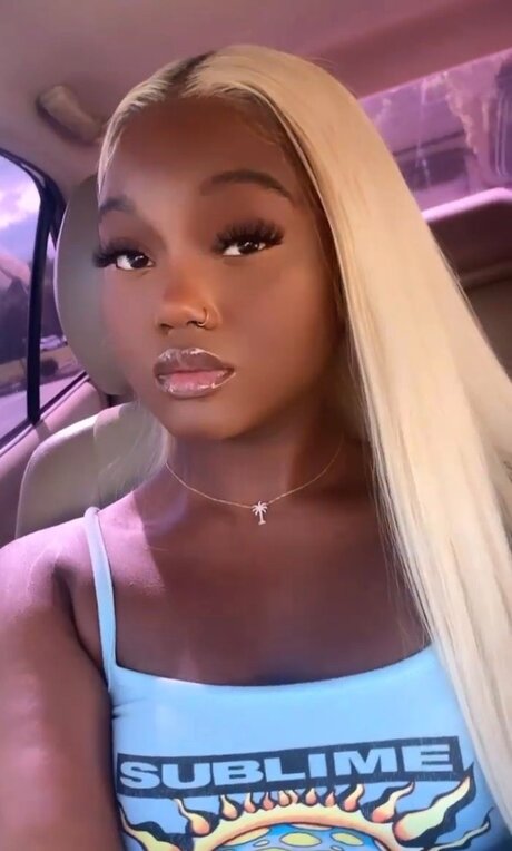 Toxic Chocolate 👅
