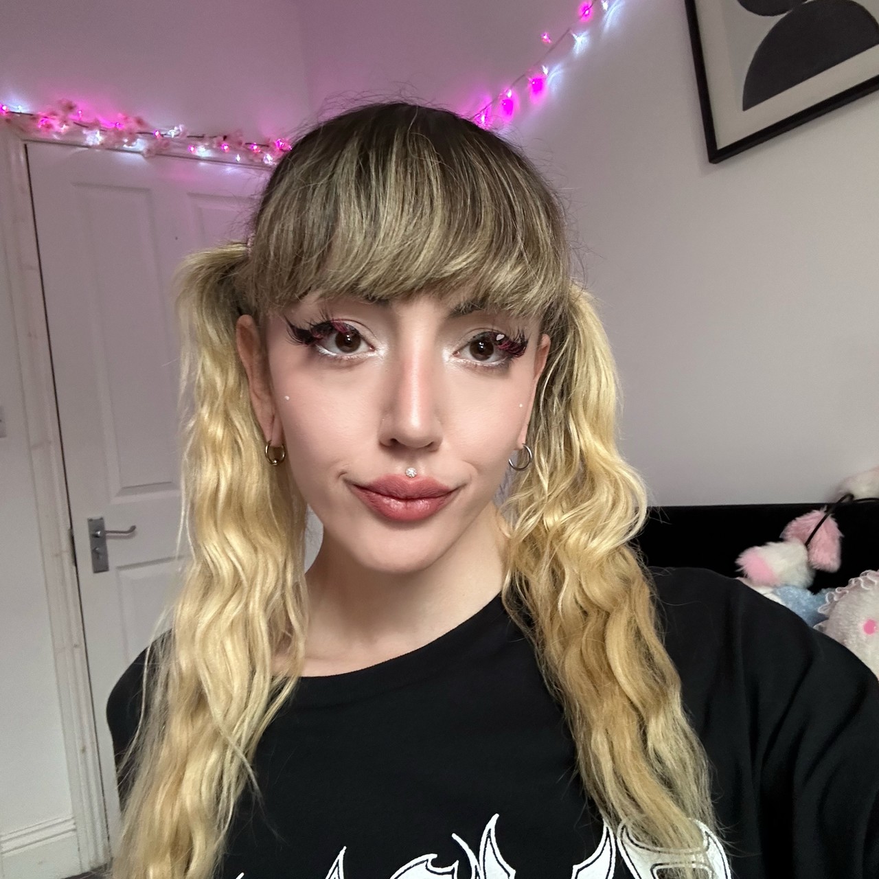 Theia at onlyfans