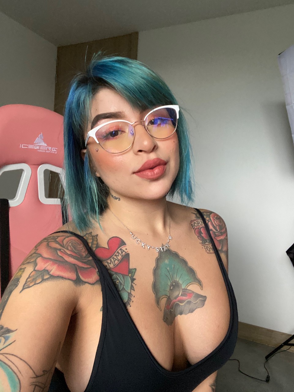 Star at onlyfans
