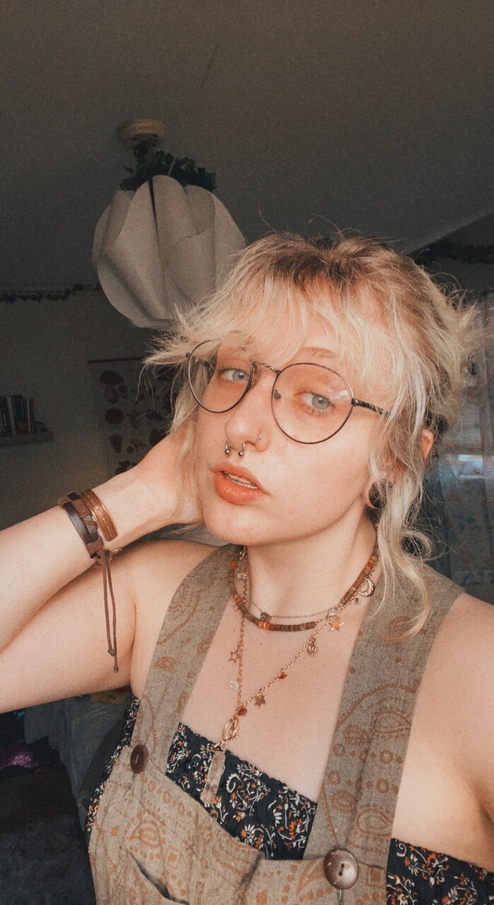 Hannah ⊹☄︎ at onlyfans