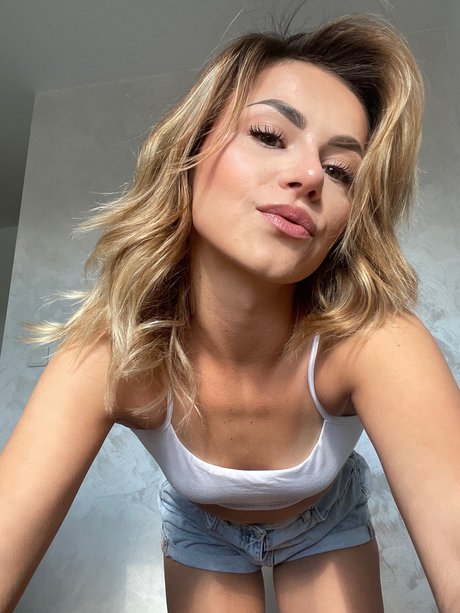 Emma😊
