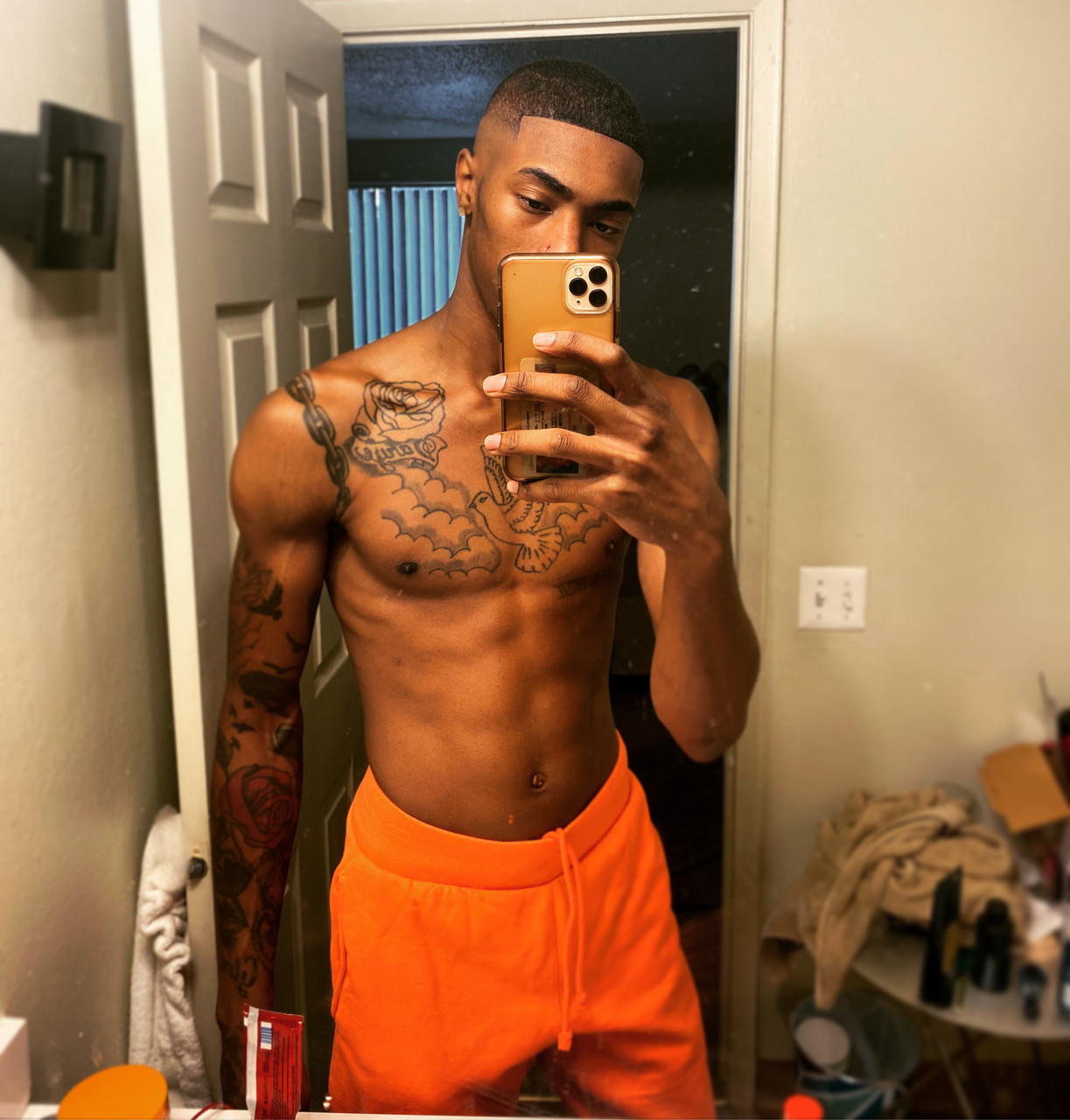 Von Miguel 🔱 at onlyfans