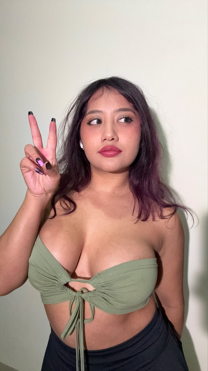 Lucy at onlyfans