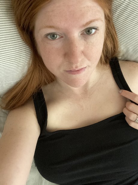 Cherry Redhead - onlyfans