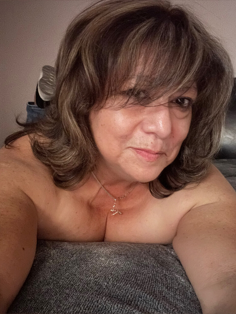 Mature Latina Mom at onlyfans