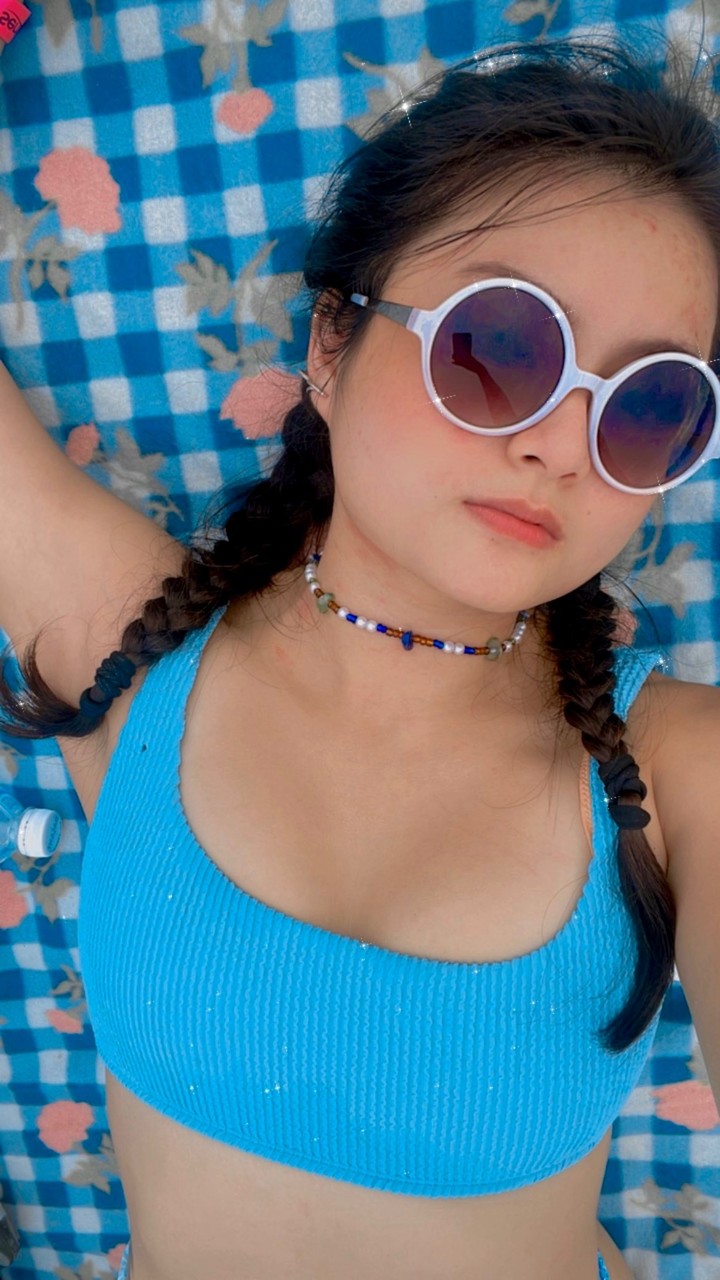 Angela at onlyfans