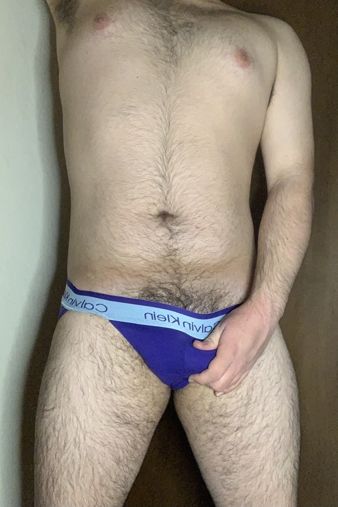 hairy boy at onlyfans