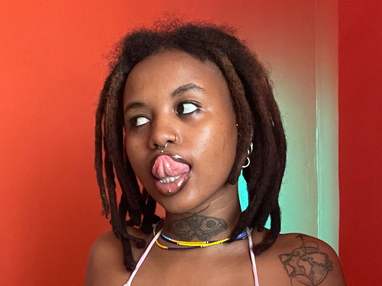 𝑨𝒏𝒚𝒂 𝑬𝒃𝒐𝒏𝒚 / 𝐵𝑙𝑎𝑐𝑘 𝐼𝑠𝑙𝑎𝑛𝑑 𝐺𝑖𝑟𝑙 🍹🏝️ at onlyfans
