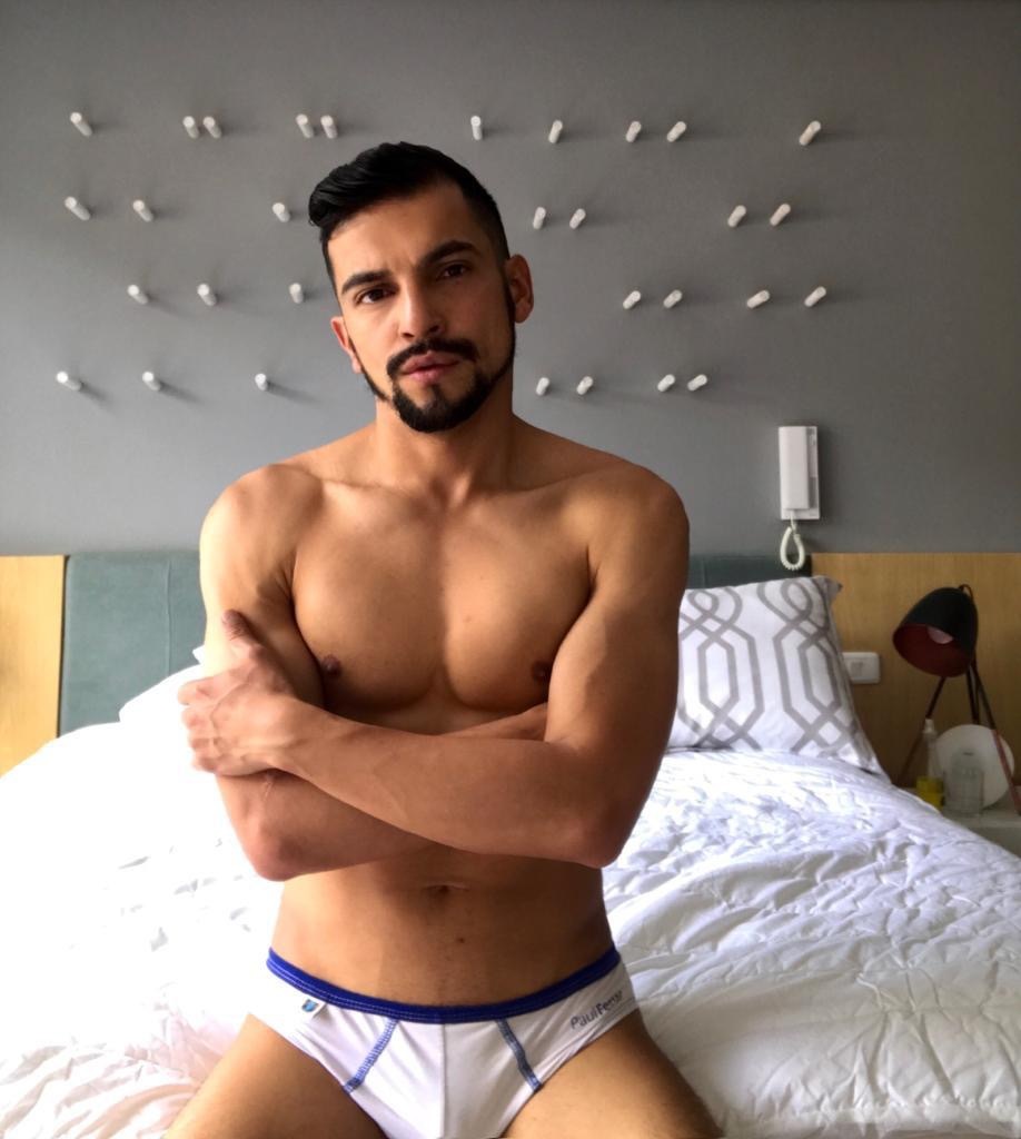 𝙽𝚒𝚐𝚞𝚎𝚕 𝙼𝚒𝚛𝚊𝚗𝚍𝚊 at onlyfans