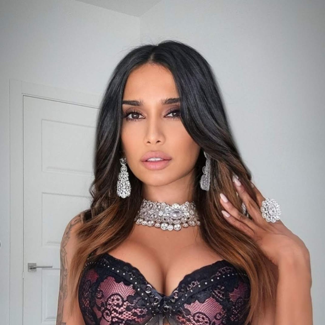 vanefalcao27 at onlyfans
