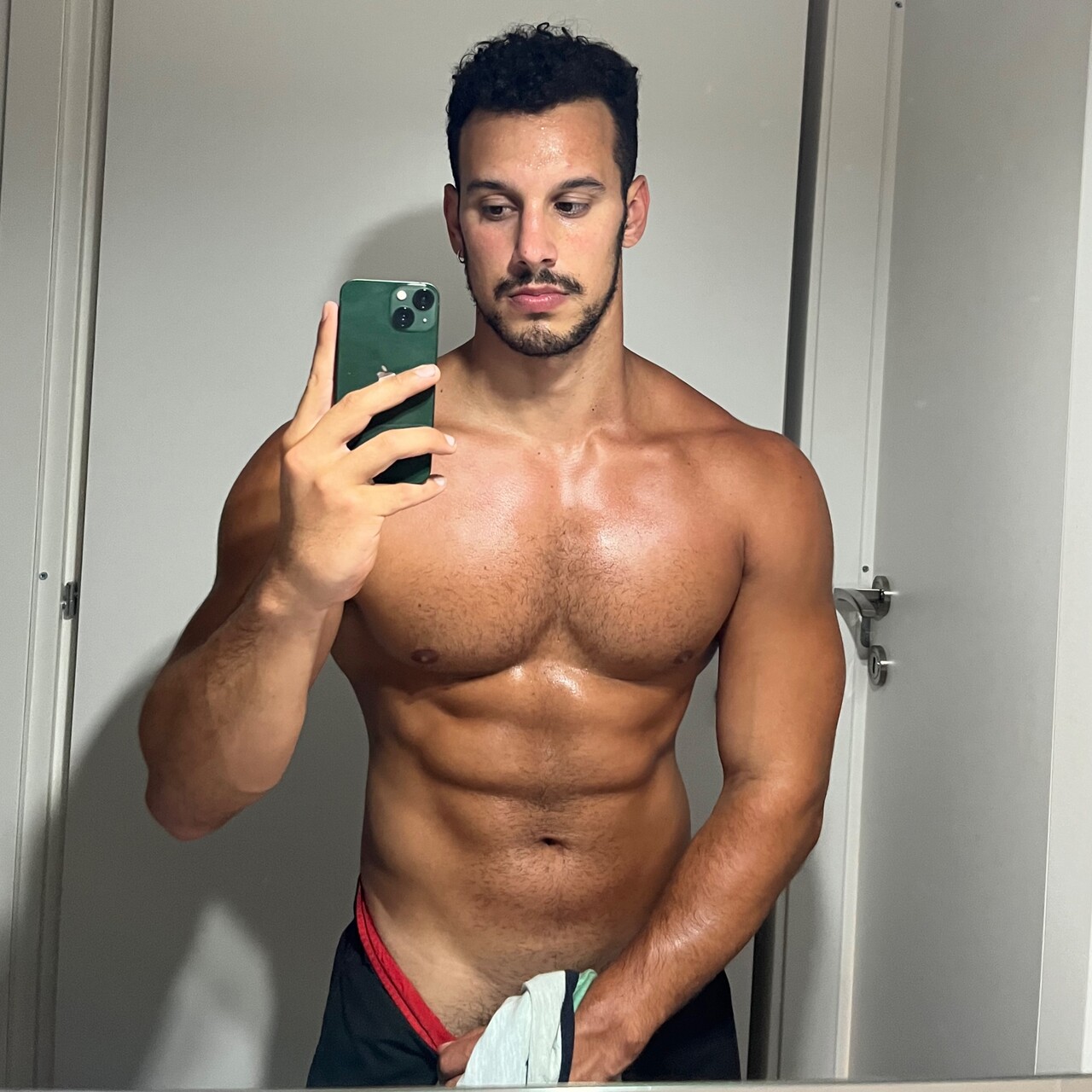 Beeboyof at onlyfans