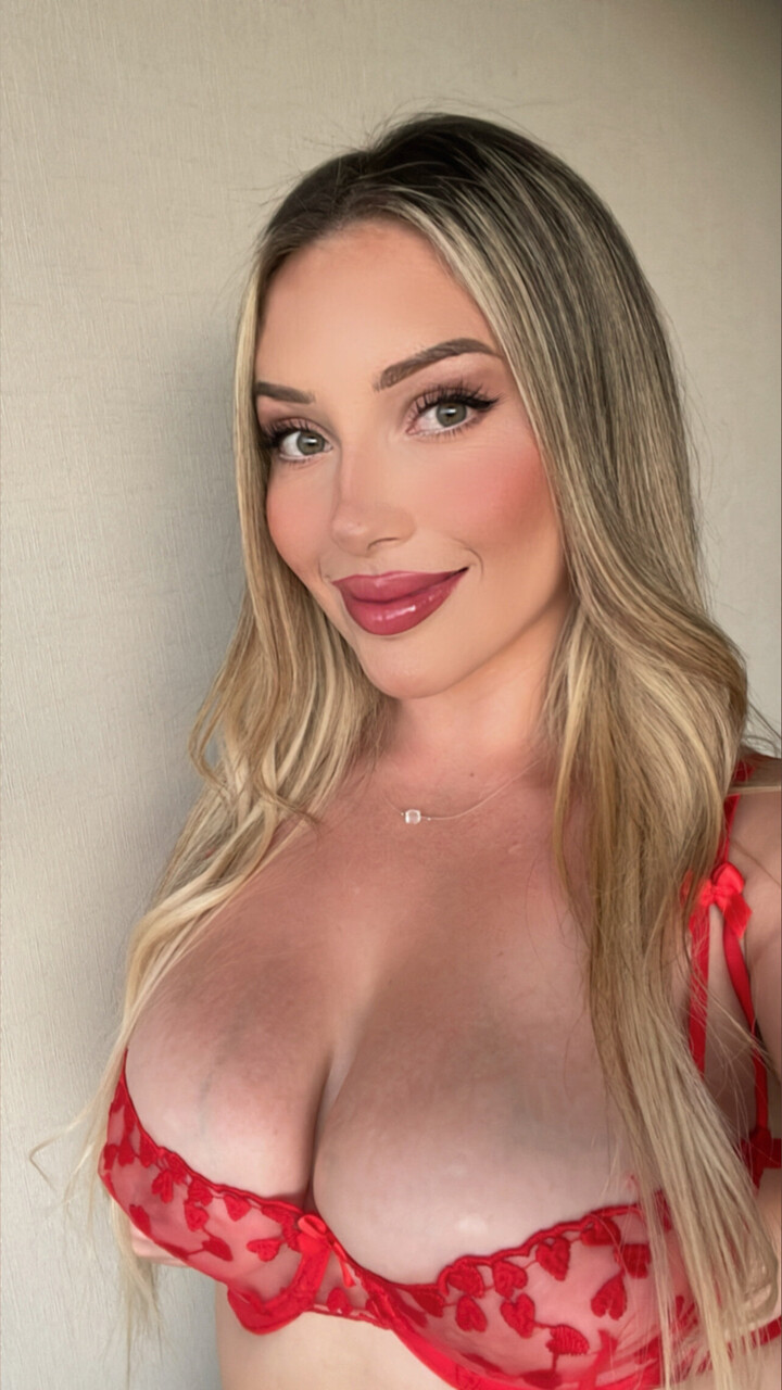 Fer at onlyfans