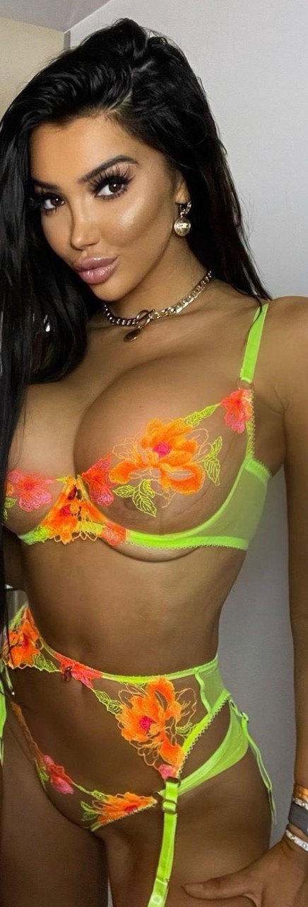 Layla at onlyfans