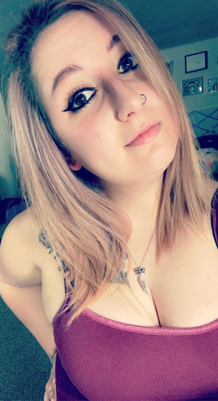 Ashley Reneé at onlyfans
