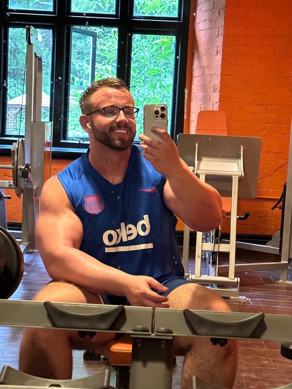 Alex at onlyfans