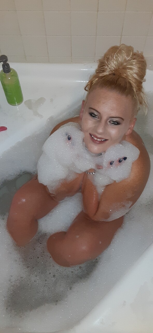 Miranda at onlyfans