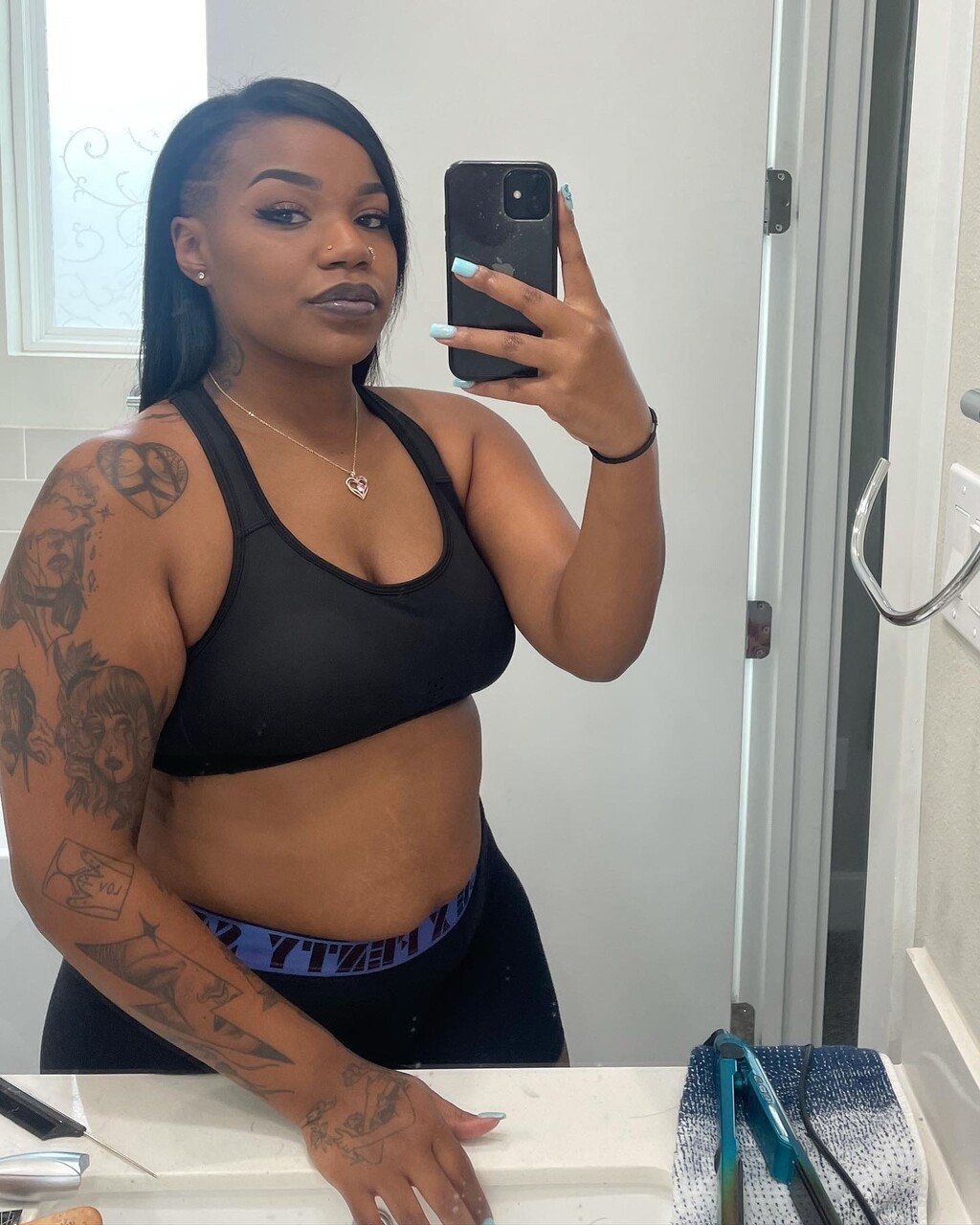 Amazonathena 👑 at onlyfans