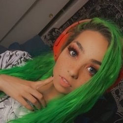 knifewife at onlyfans