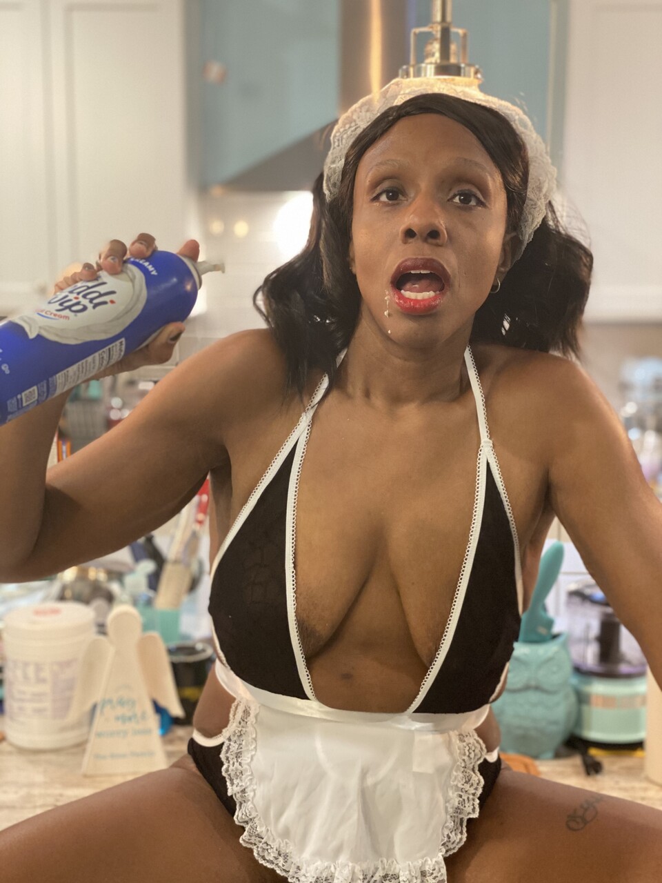Quasi Celebrity at onlyfans