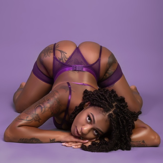 Roniiix at onlyfans