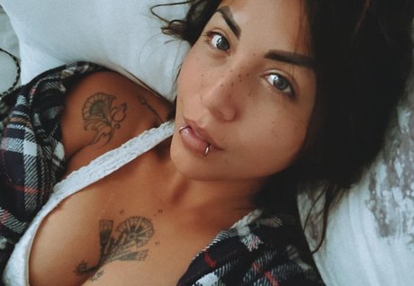 Artemis Ace - onlyfans