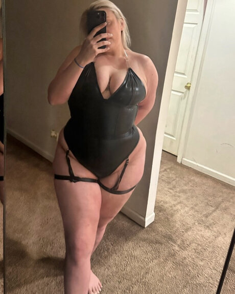 Vanessa Love - onlyfans