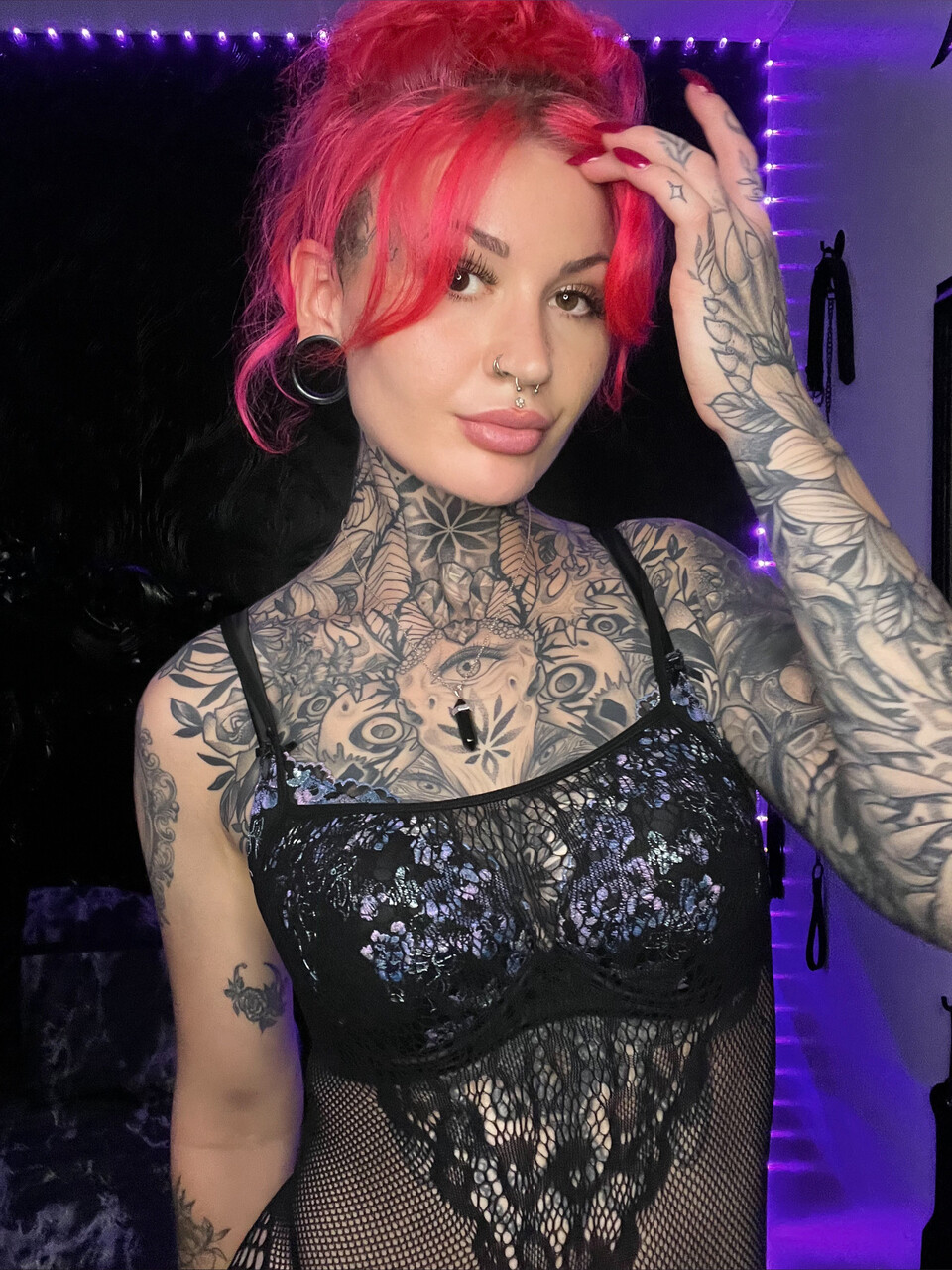 Holly Hell at onlyfans