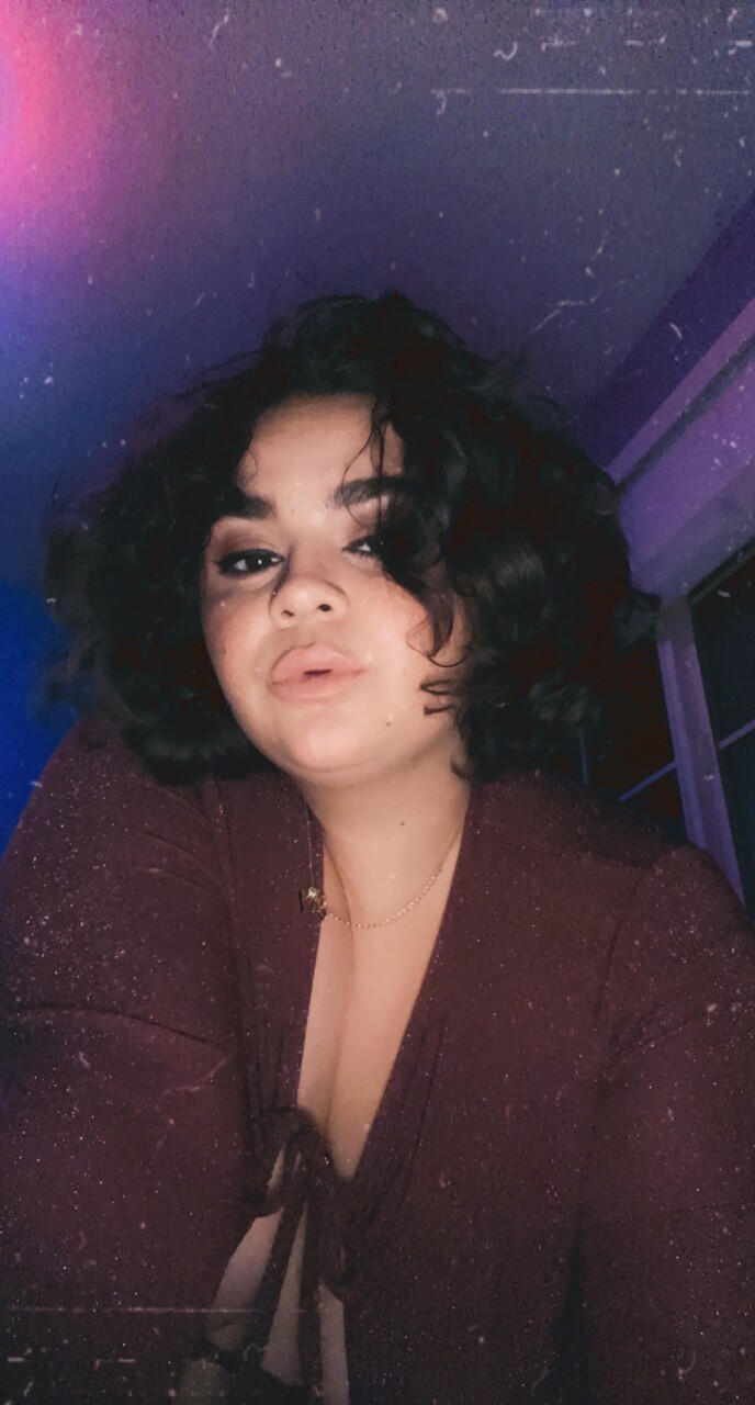 Isa To Look At at onlyfans