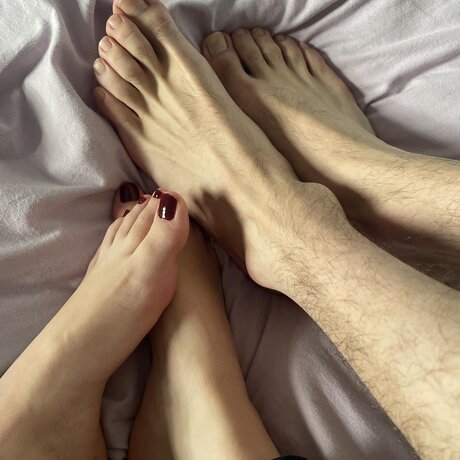 leoandfefelovefeet