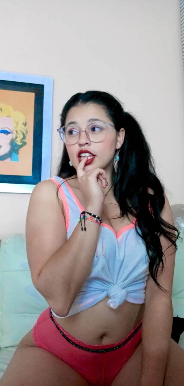 Carolina at onlyfans