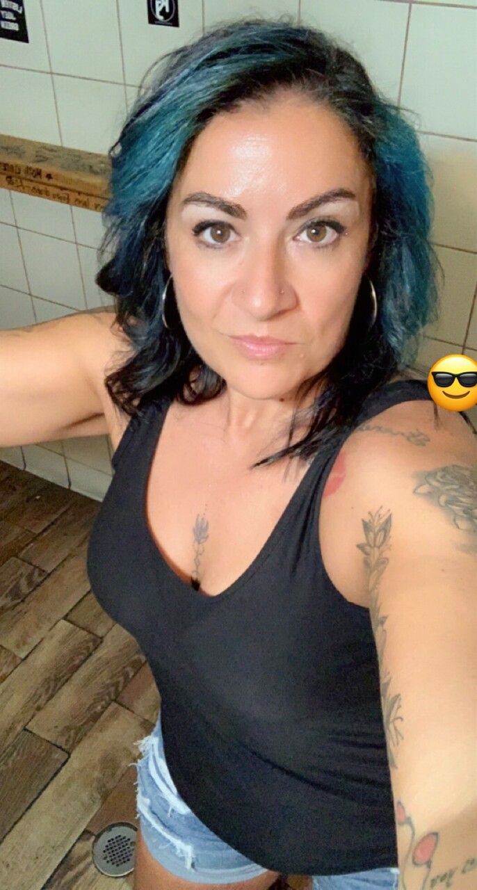 Suzanne at onlyfans