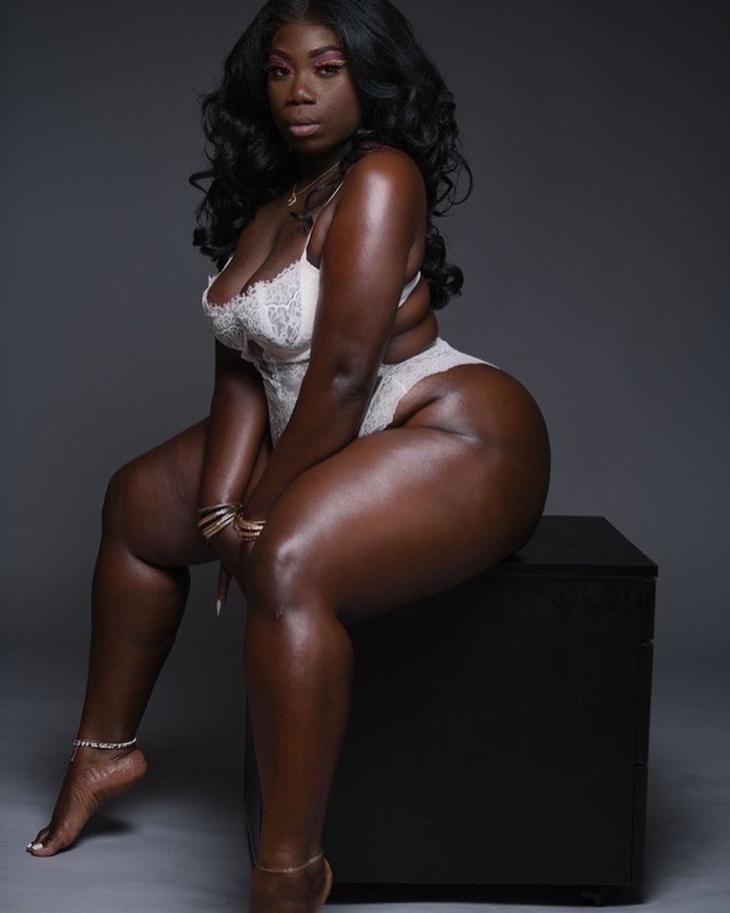 Godivaaa 🍑 🍫 👸🏿 at onlyfans