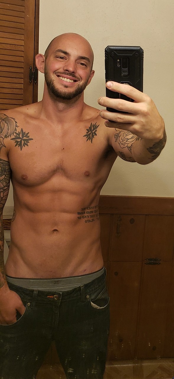 NicelyHungKing at onlyfans
