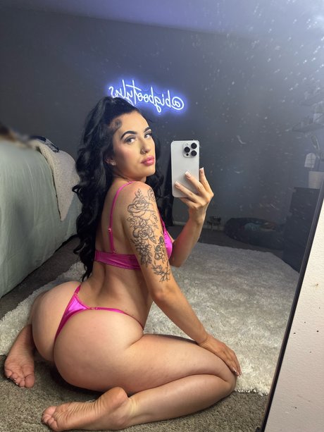 Alyssa babyyy❄️💦👅