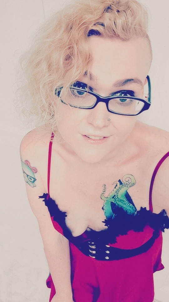 Shemale Hailey Eldri at fancentro