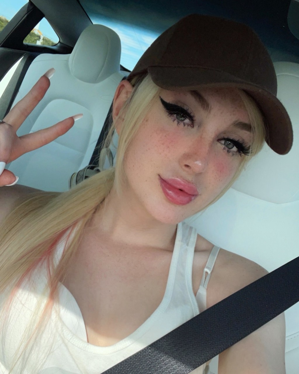𝕼𝖚𝖎𝖓𝖓 at onlyfans